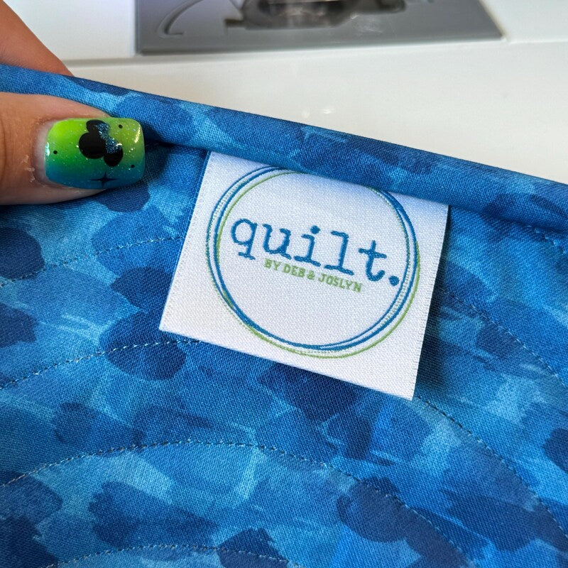 Centre Fold Woven Labels